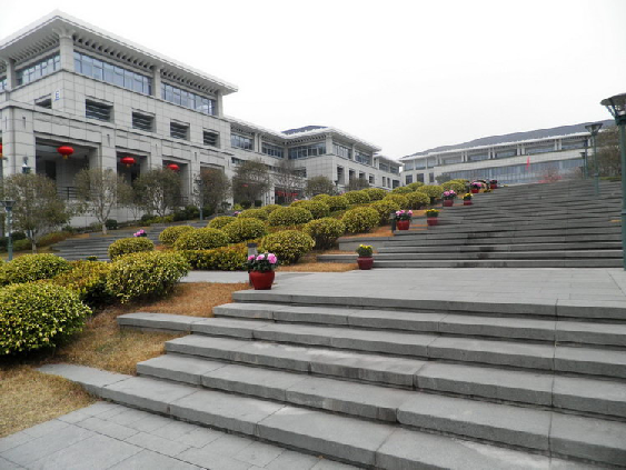 廣州市蘿崗區(qū)市民廣場(chǎng)地下車庫智能化工程